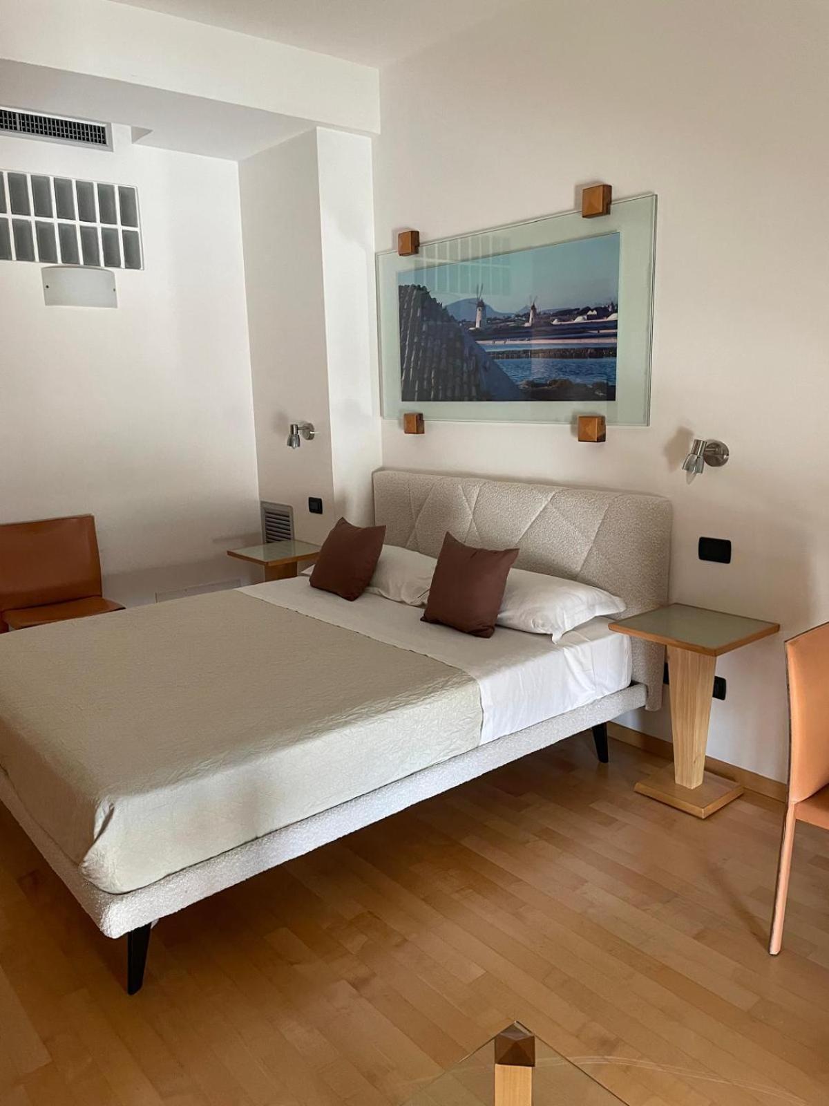 Appartement Garibaldi Citta' à Trapani Extérieur photo
