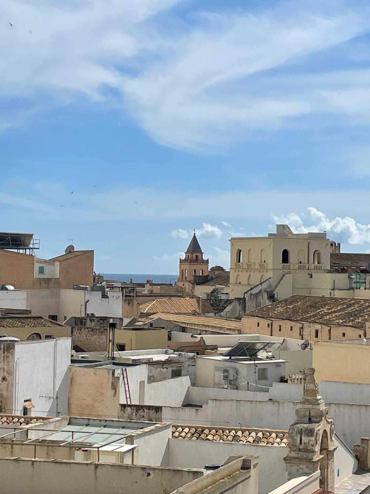 Appartement Garibaldi Citta' à Trapani Extérieur photo